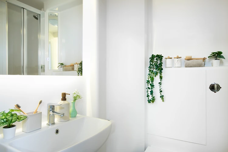 Station Court By Egali